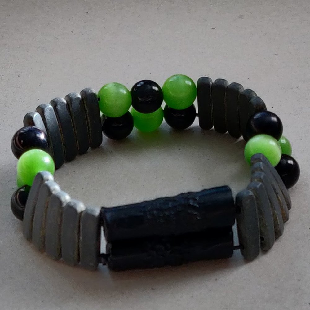 BEADED BRACELET